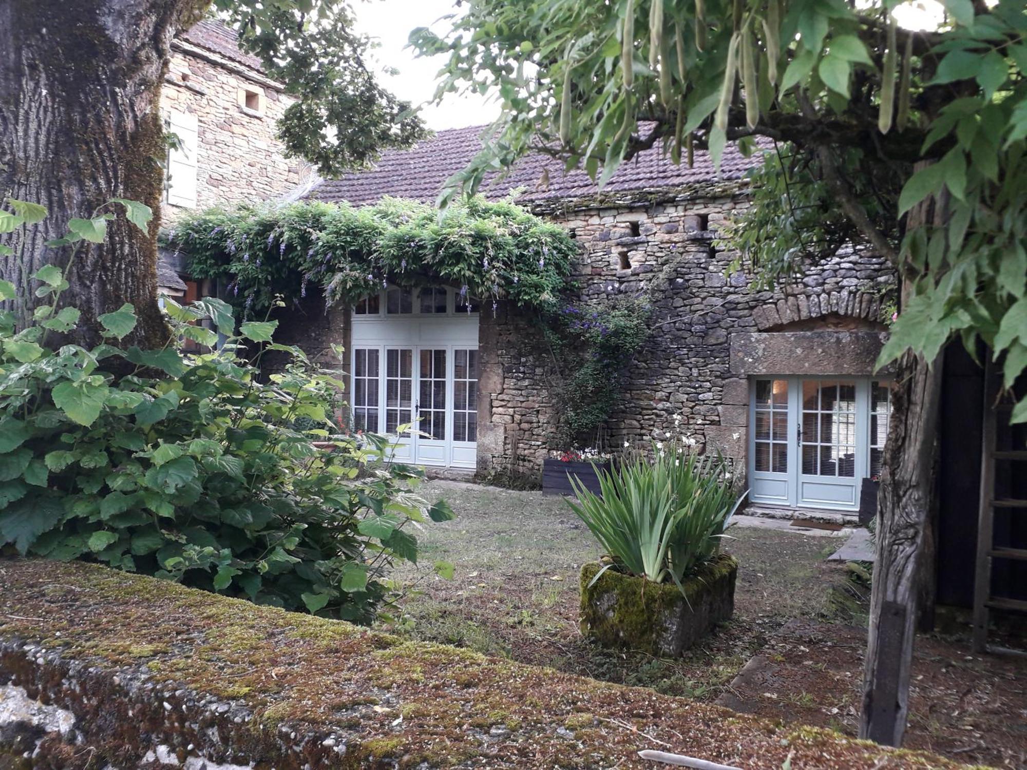 La Libellule And Le Papillon Gites At Les Leroux, Near Frayssinet-Le-Gelat Exterior photo